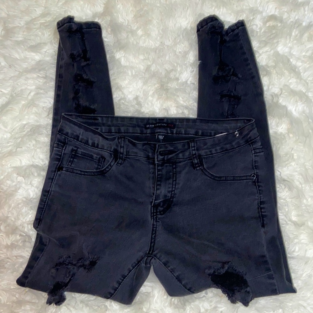 Black distress jeans size 7 by Denim Couture